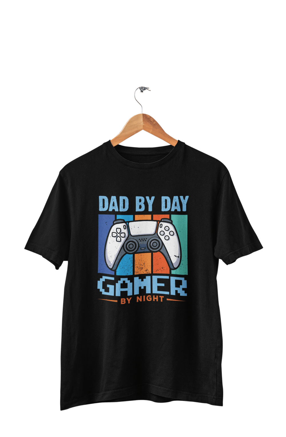 Dad by Day Gamer by Night - Men's Gamers T-shirt - Letshandcraft