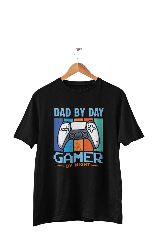 Dad by Day Gamer by Night - Men's Gamers T-shirt - Letshandcraft